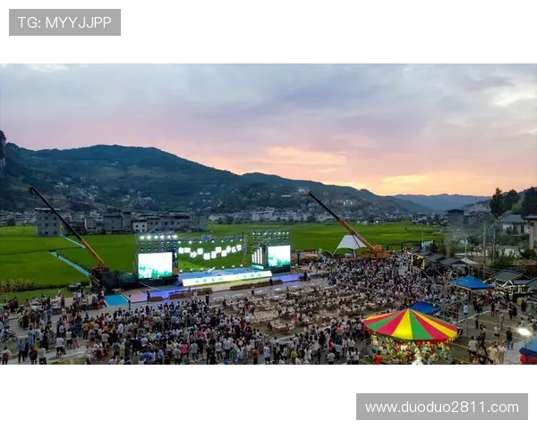 兵小梦直播首秀:一场别开生面的视听盛宴 兵小梦直播首秀:一场别开生面的视听盛宴
